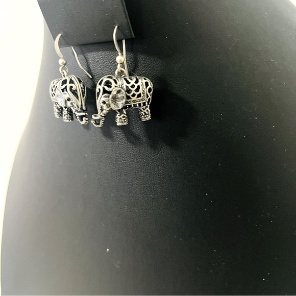 Elephant Drop Earrings Silver Tone Etched 3D Boho Retro Everyday Casual - Picture 3 of 4
